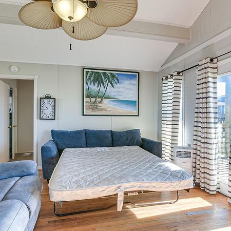 Second-Row Surfside Beach House Newly Renovated! Bagian luar foto