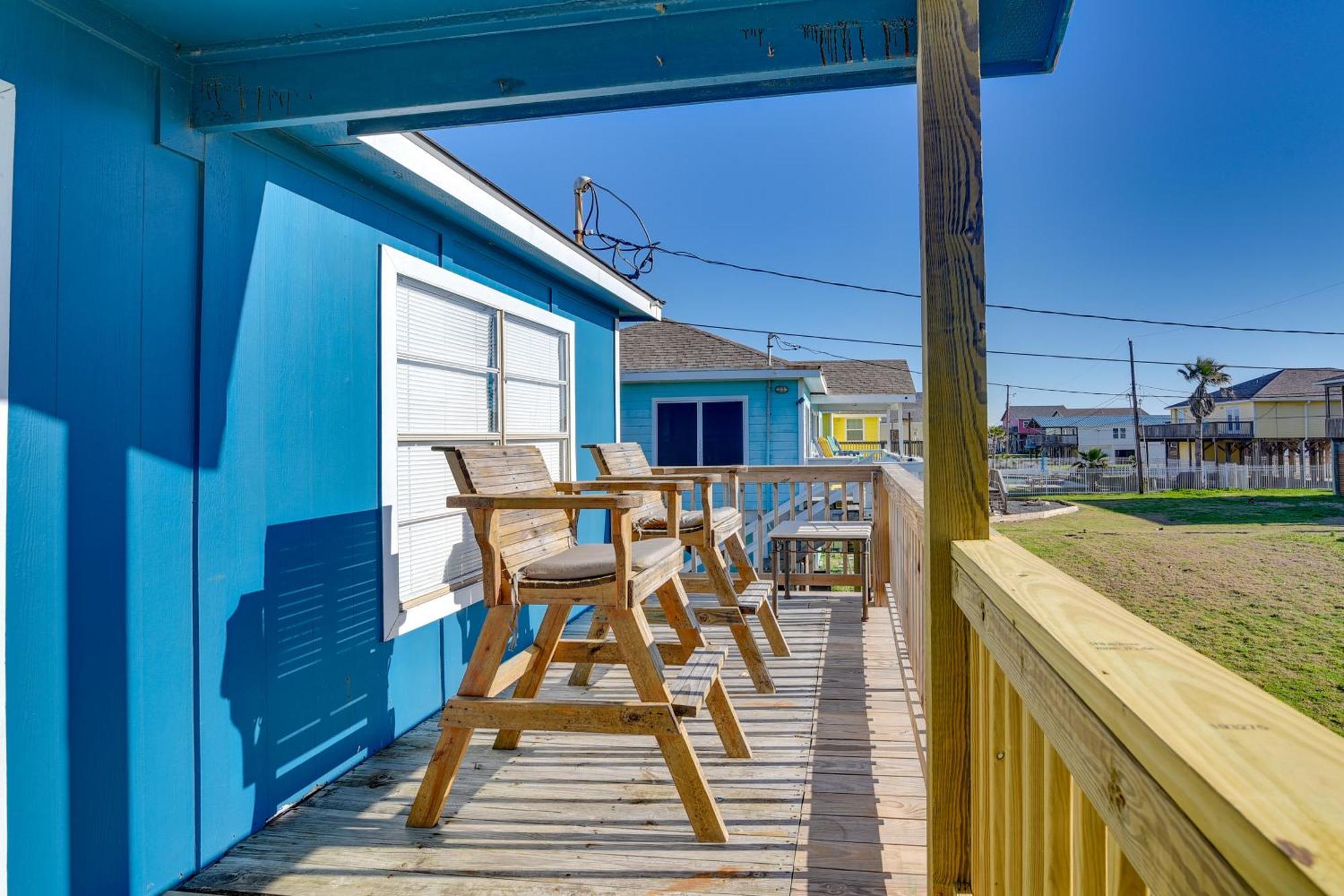 Second-Row Surfside Beach House Newly Renovated! Bagian luar foto