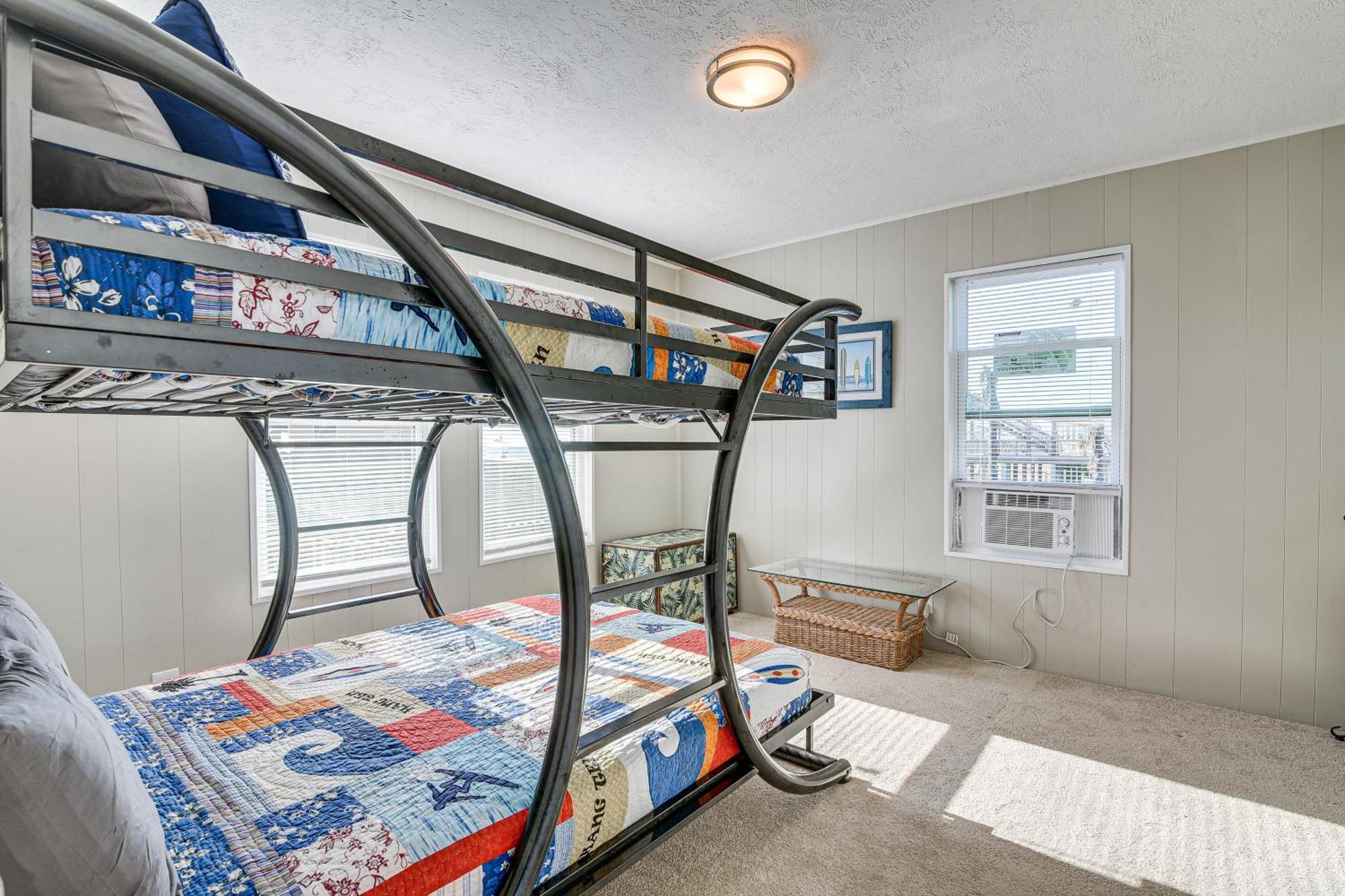 Second-Row Surfside Beach House Newly Renovated! Bagian luar foto