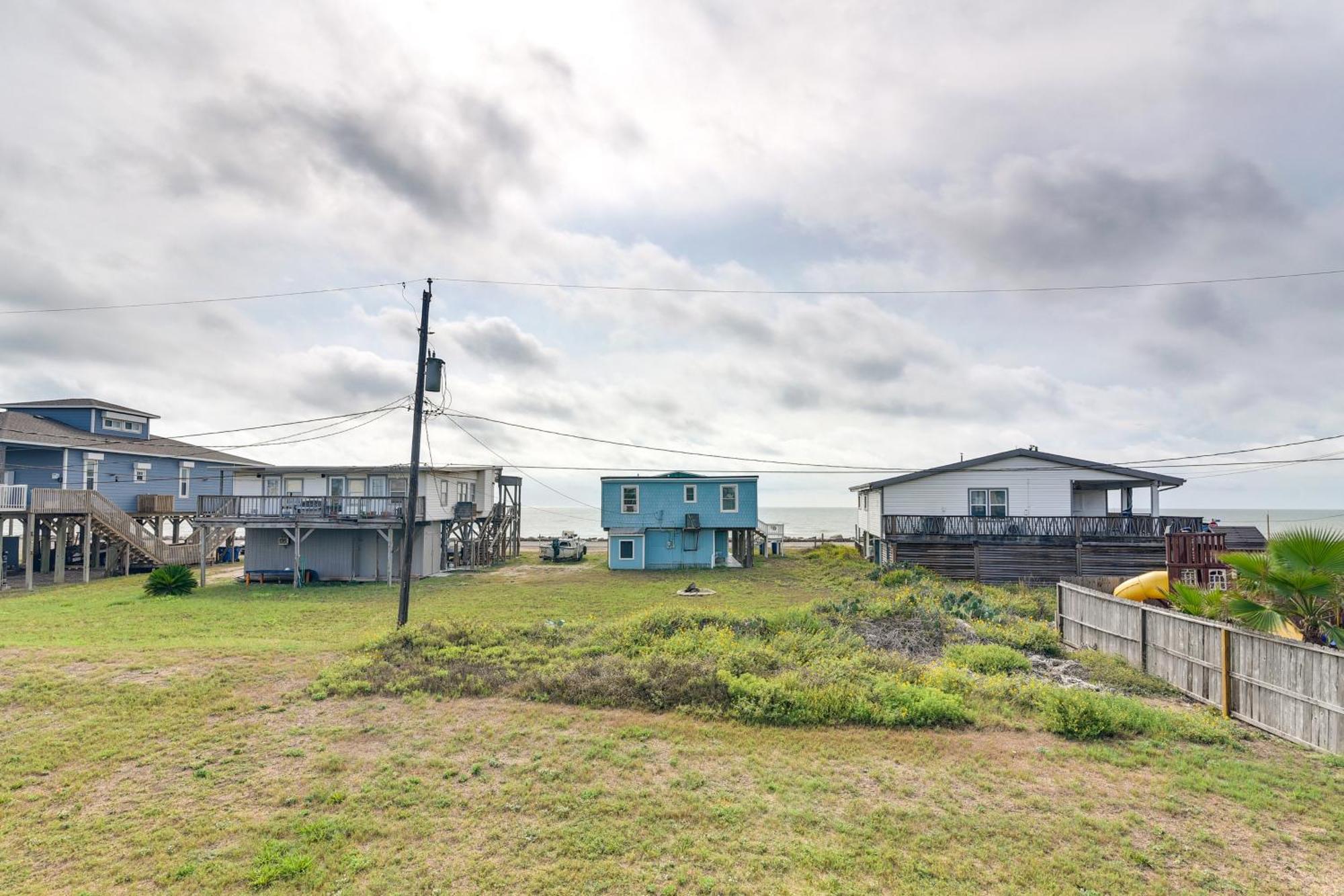 Second-Row Surfside Beach House Newly Renovated! Bagian luar foto