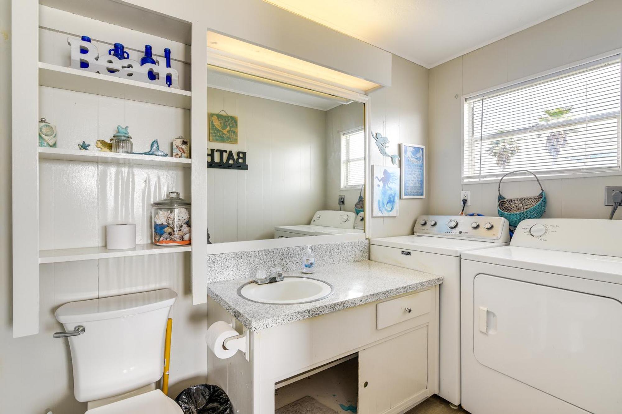 Second-Row Surfside Beach House Newly Renovated! Bagian luar foto